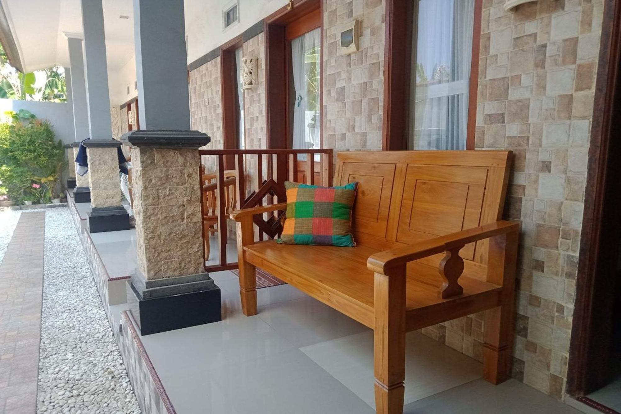 Gedhong Hostel Batununggul Exteriér fotografie